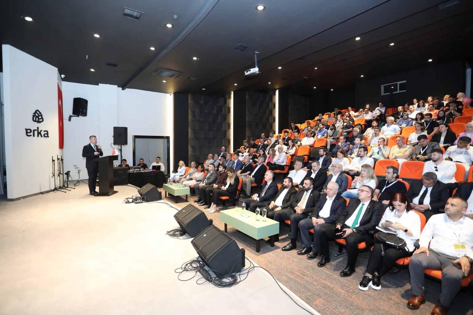 BAŞKA BİR DÜNYA YOK