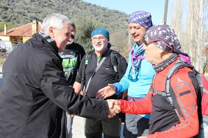 Bölge Doğaseverleri Söke Belediyesinin Yürüyüşünde Buluştu