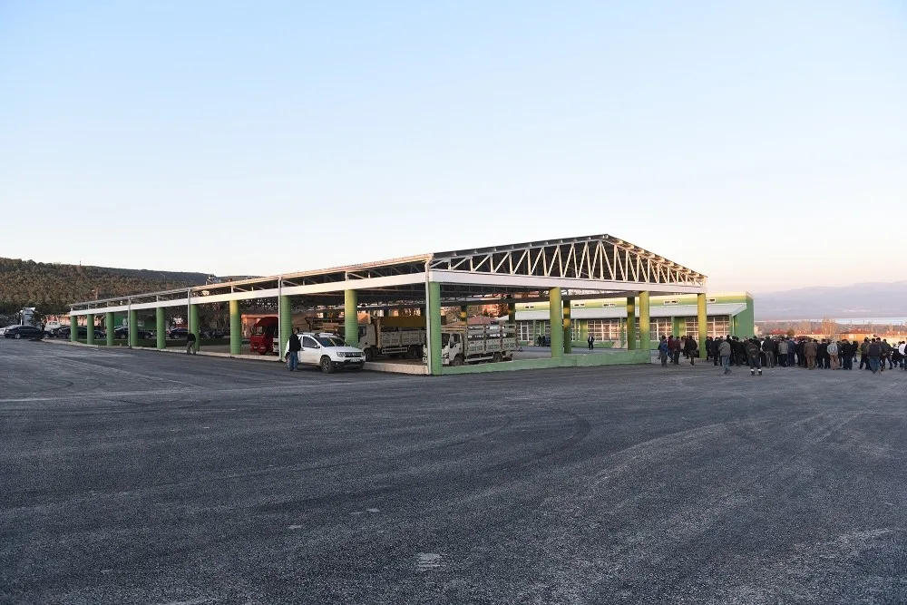 Boyalıca Hali Büyükşehir Eli İle Modern Komplekse Dönüşüyor