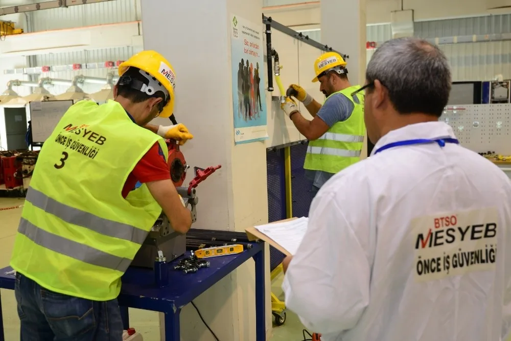 Btso Mesyeb Türkiyenin Dört Bir Yanına Hizmet Veriyor