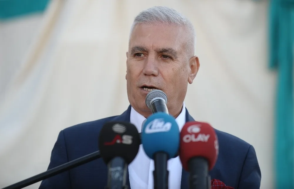 Bu Kulede 365 Gün Şiir Okunacak