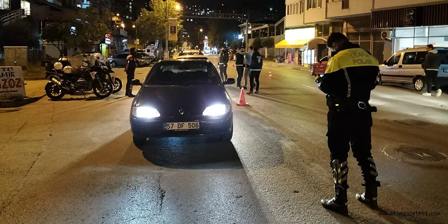 Bursa'da 300 polisin katılımıyla asayiş uygulaması yapıldı