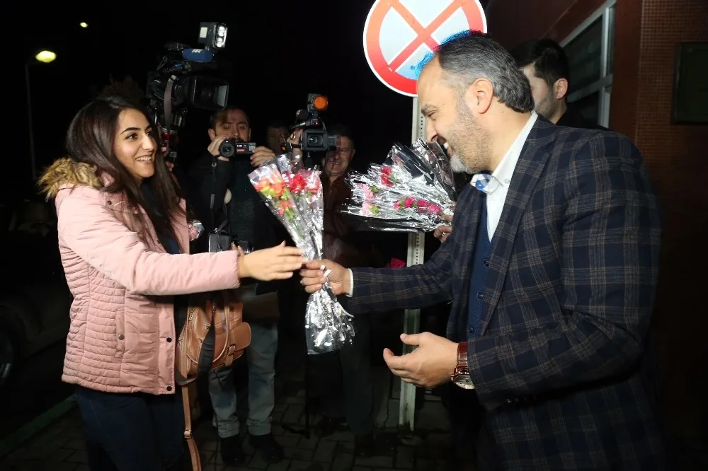 Bursada 2017Nin Son 2018İn İlk Bebekleri Dünyaya Geldi
