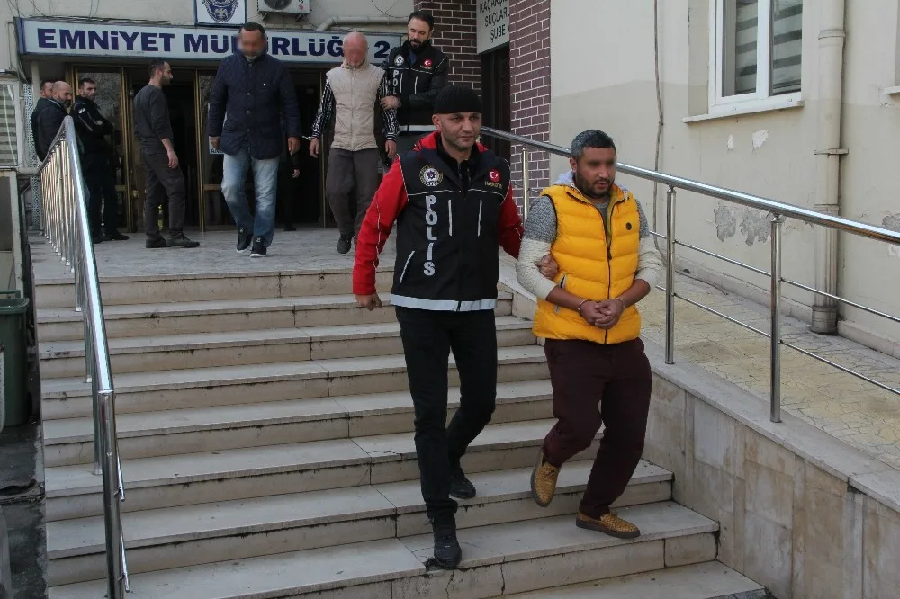 Bursada 3 Zehir Taciri Gözaltına Alındı