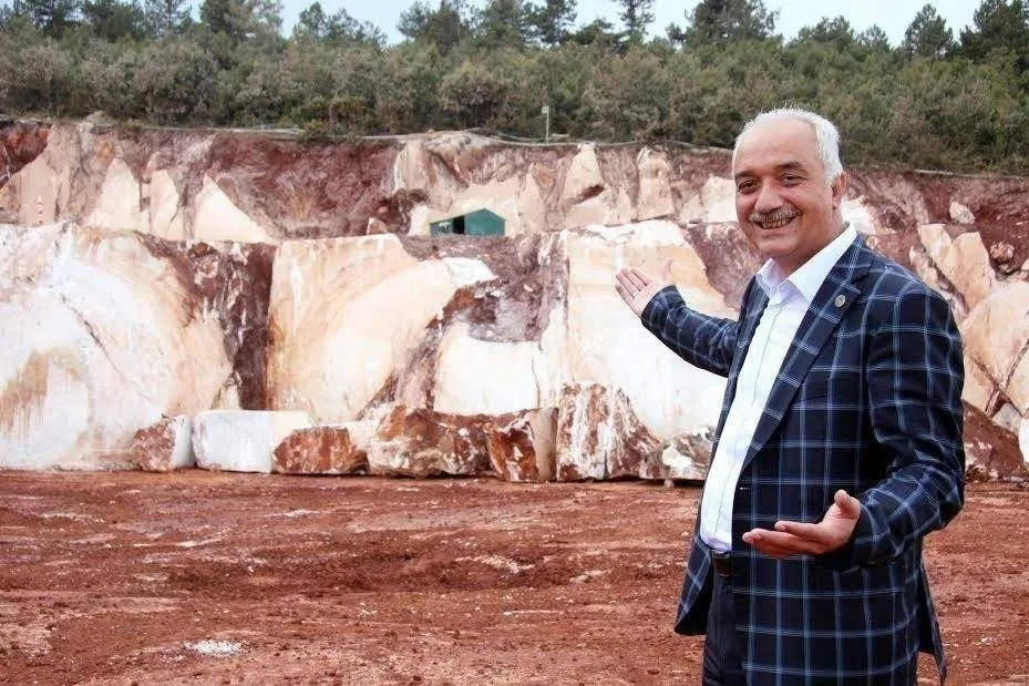 Bursada 500 Milyar Dolarlık Mermer Rezervi İçin Yatırımcılar Kuyrukta Bekliyor