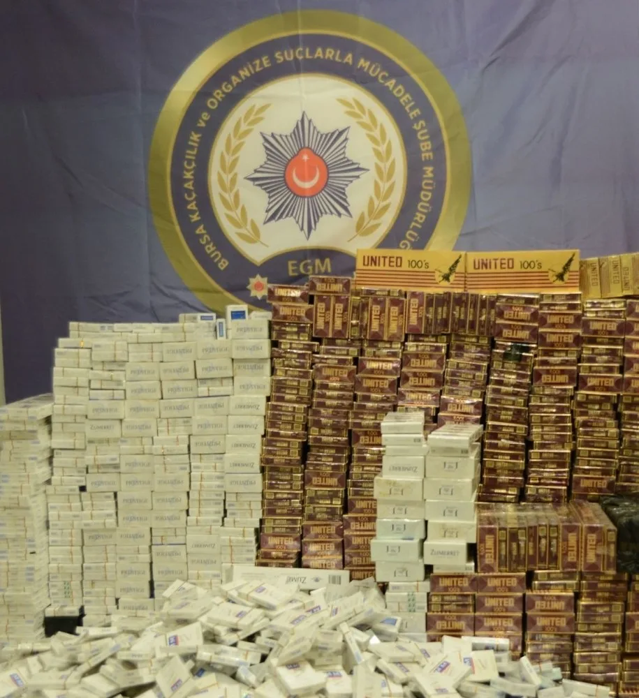 Bursada 9 Bin 250 Paket Kaçak Sigara Ele Geçirildi