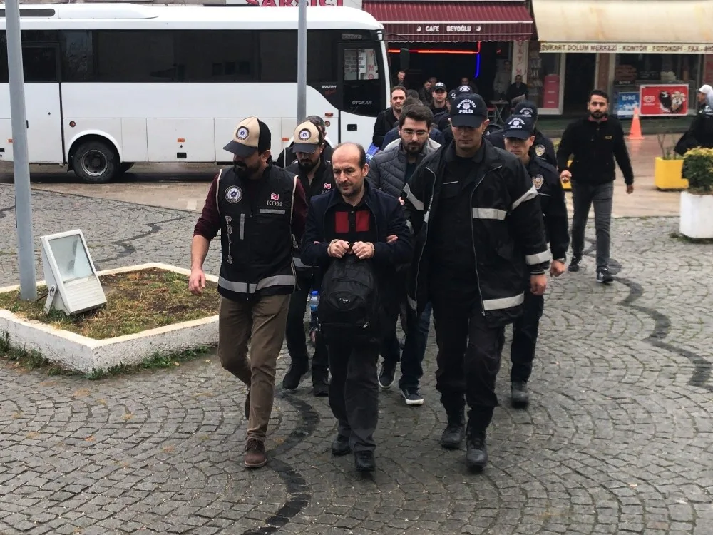 Bursada Bylock Kullanıcı 9 Kişi Adliyeye Sevk Edildi