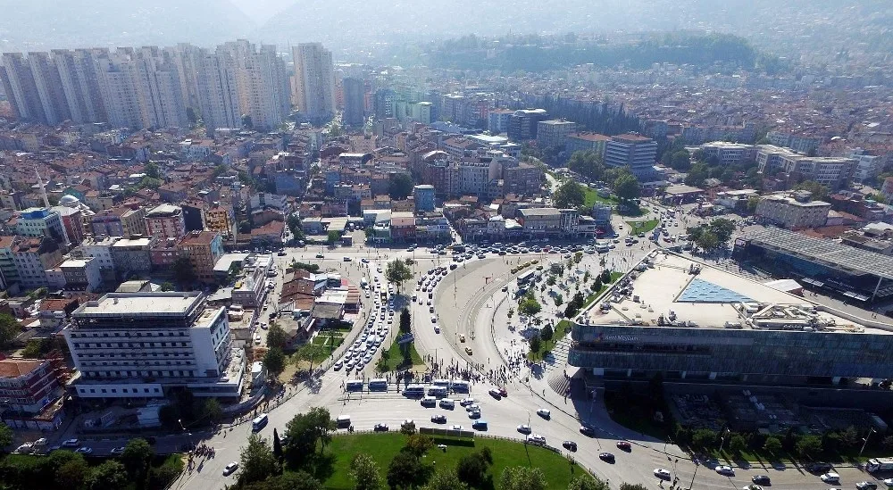Bursada Kent Meydanında Büyük Dönüşüm