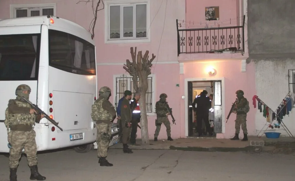 Bursada Pkk Operasyonu: 3 Gözaltı