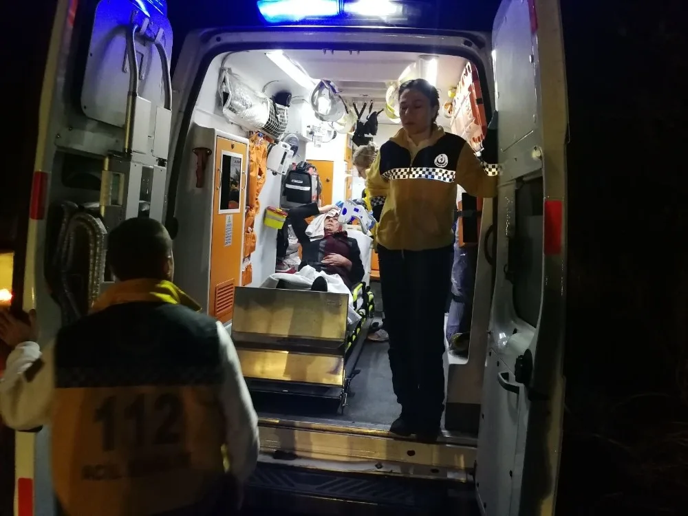 Bursada Trafik Kazası: 2 Kişi Yaralı