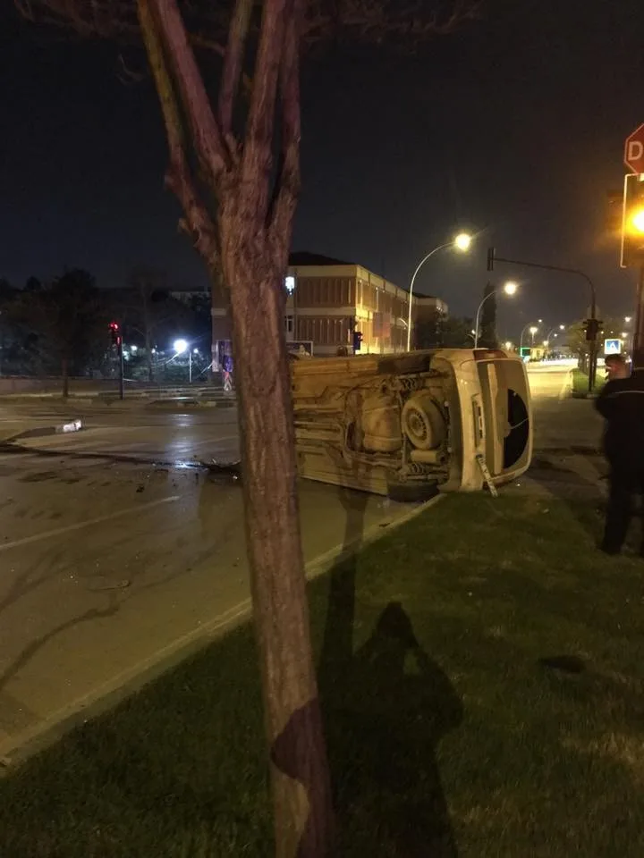 Bursada Trafik Kazası: 3 Yaralı