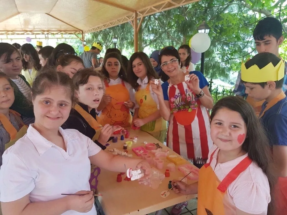 Bursadaki Tegv Gönüllüleri Engelli Öğrencileri Unutmadı
