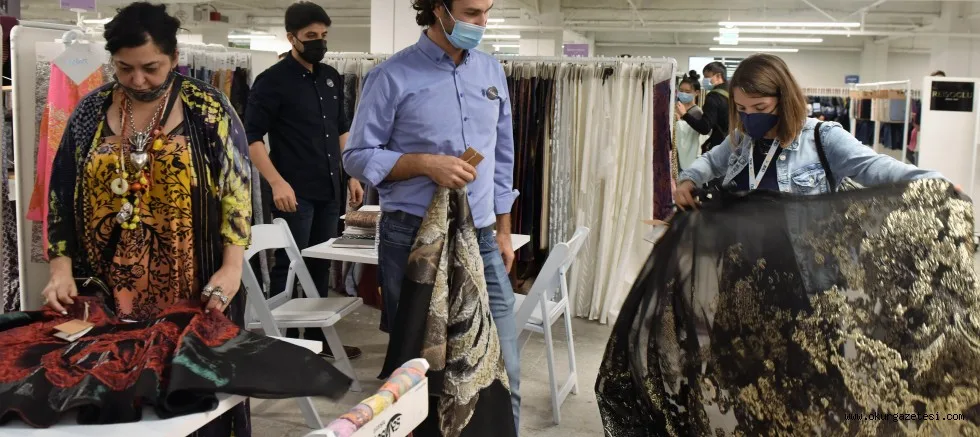 Bursalı tekstil firmalarının ürünleri ABD'de sergilendi