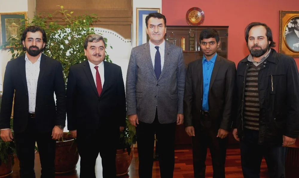 Bursanın Genç Kuran Muhafızı Osmangaziden