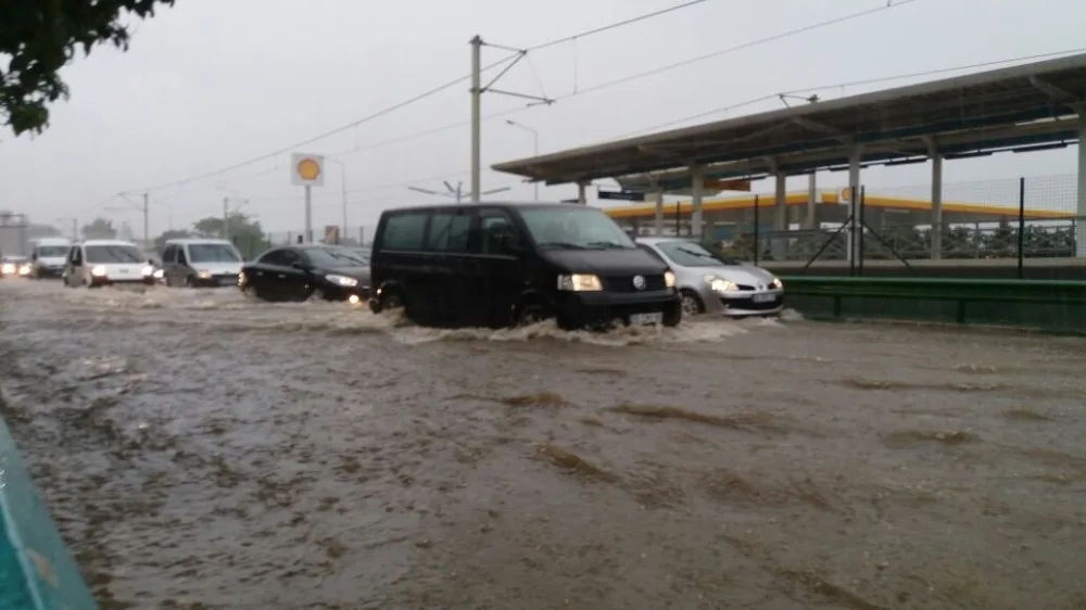 Bursayı Sel Aldı
