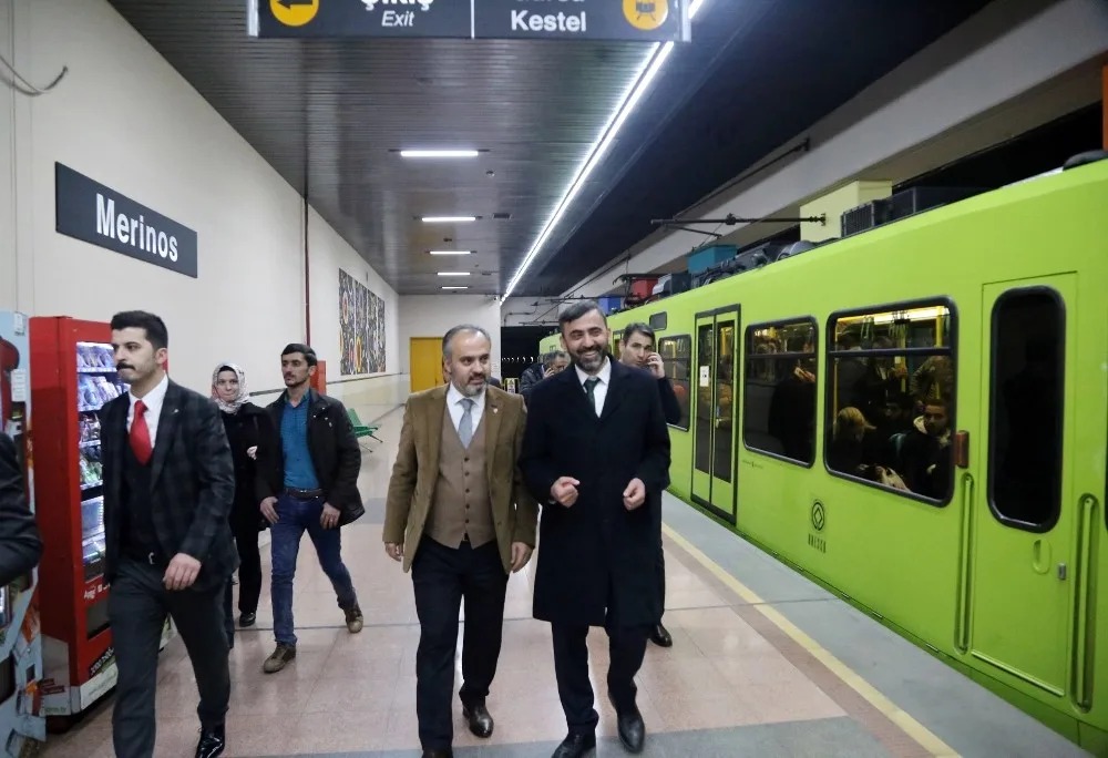 Burulaşdan Pik Saatler İçin Üniversite Hattına Yeni Takviye