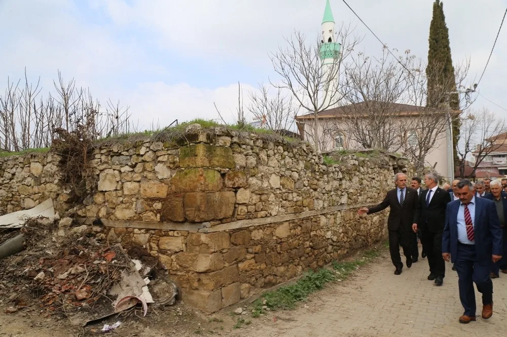 Büyükbalıklıya Meydan Ve Cami