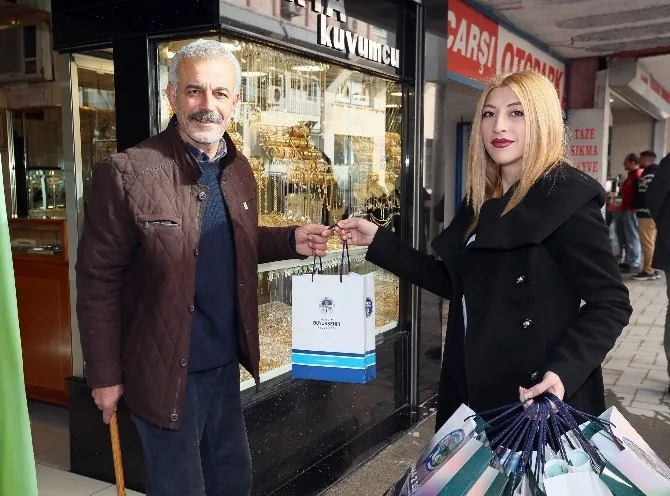 Büyükşehirden Esnafa Yeni Yıl Hediyesi