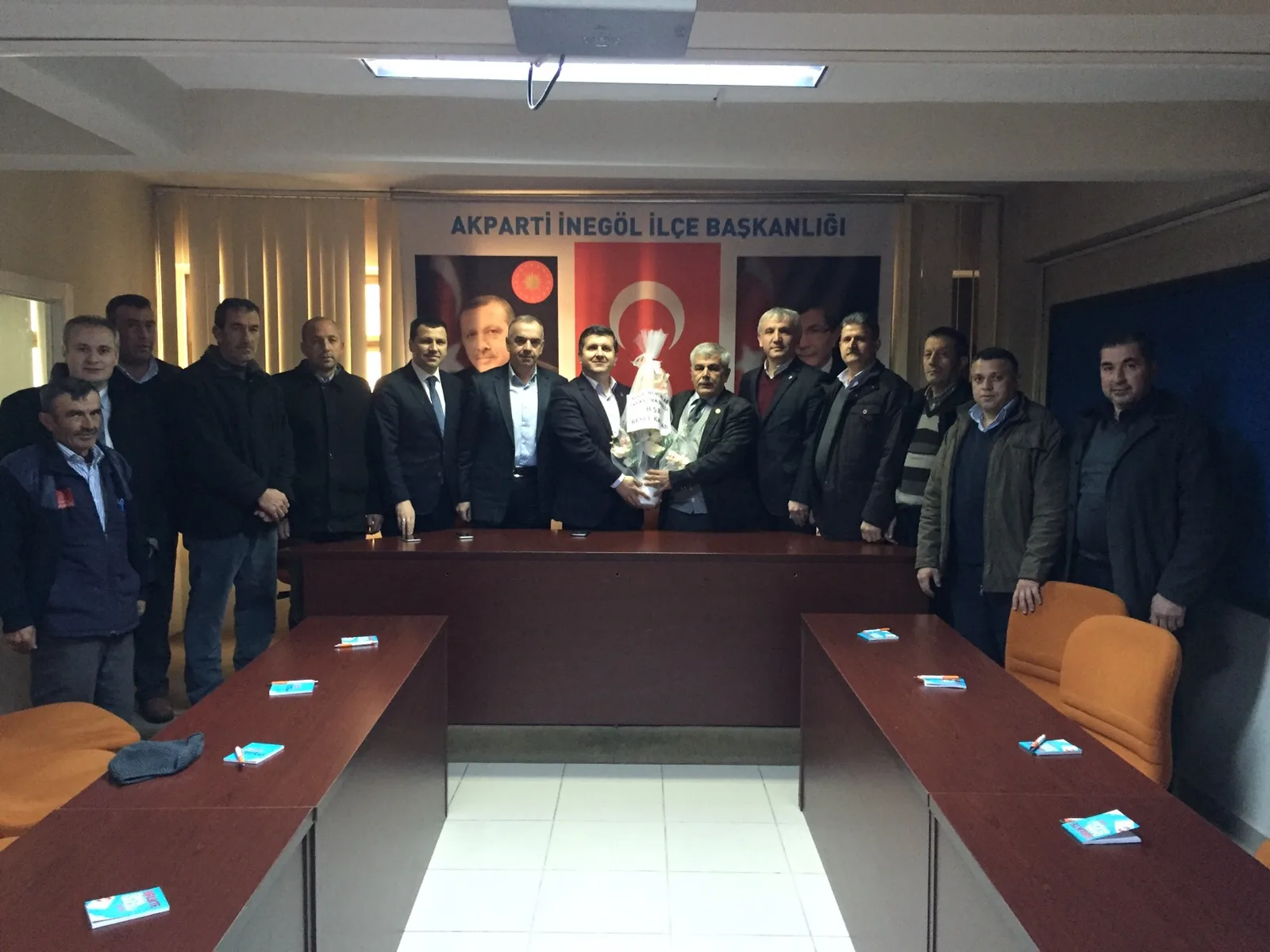 Muhtarlardan AK Parti'ye ziyaret