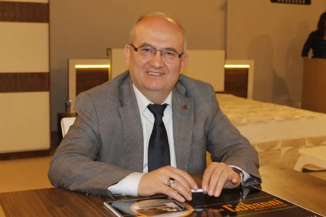 MOBİLYACILAR ODASI BAŞKANI ÖZCAN AYHAN, SANAYİCİLERE SESLENDİ; "ÇEVRE BİZİM CAN DAMARIMIZ"