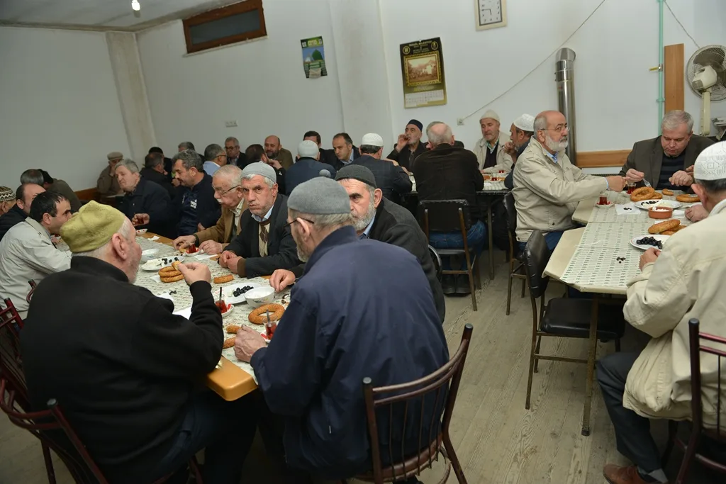 Bereket Sofrası Kasım Efendi'de
