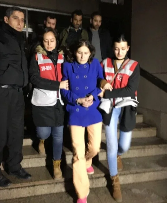 Cani Anne 3Üncü Kez İfade Değiştirdi
