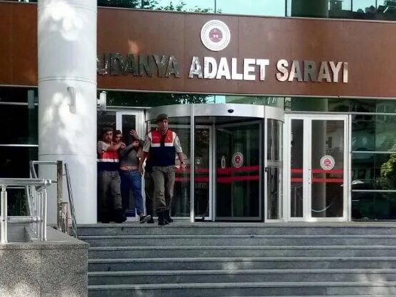 Cezaevi Firarisi Sahte Tiyatrocu Yakalandı