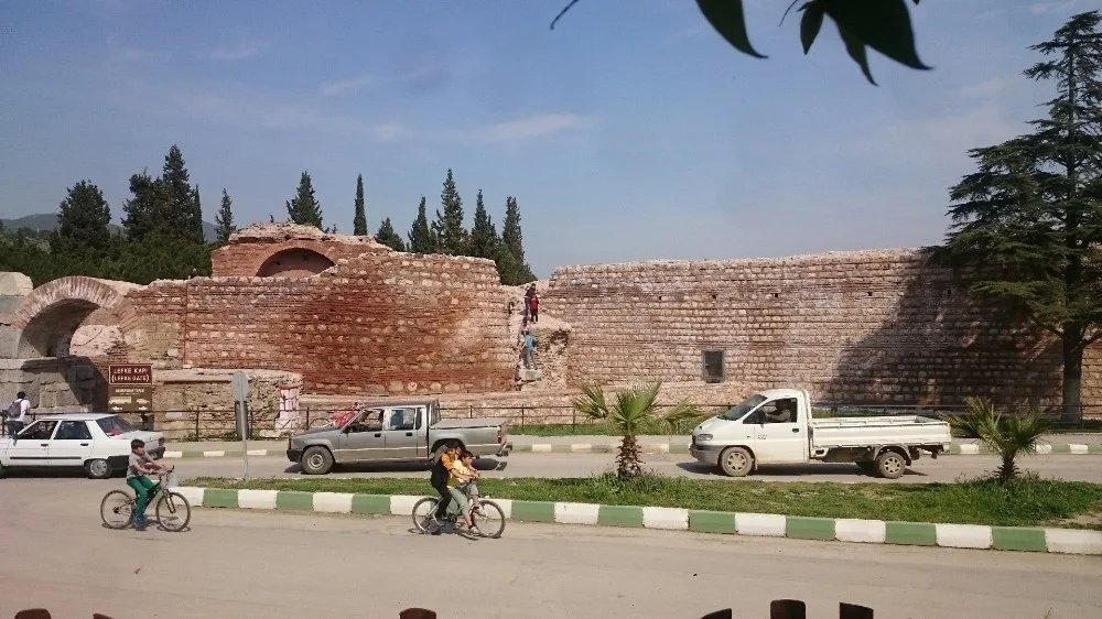 Çocuklardan Tehlikeli Tırmanış
