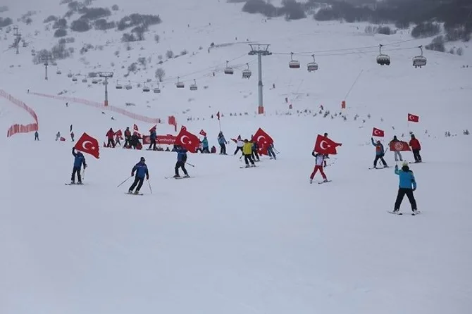 Cü Rektörlük Kayak Yarışları Yapıldı