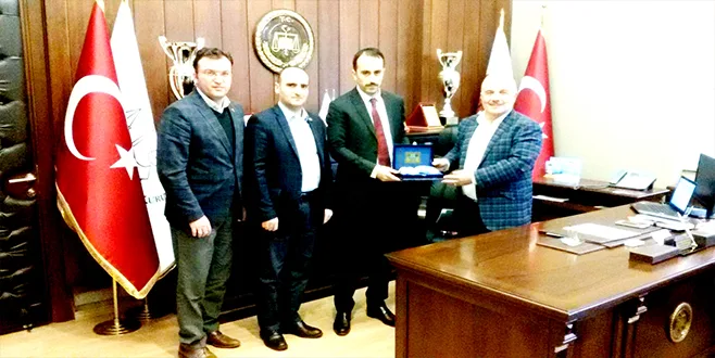 SENDiKALARDN iNANÇ'A ZiYARET.