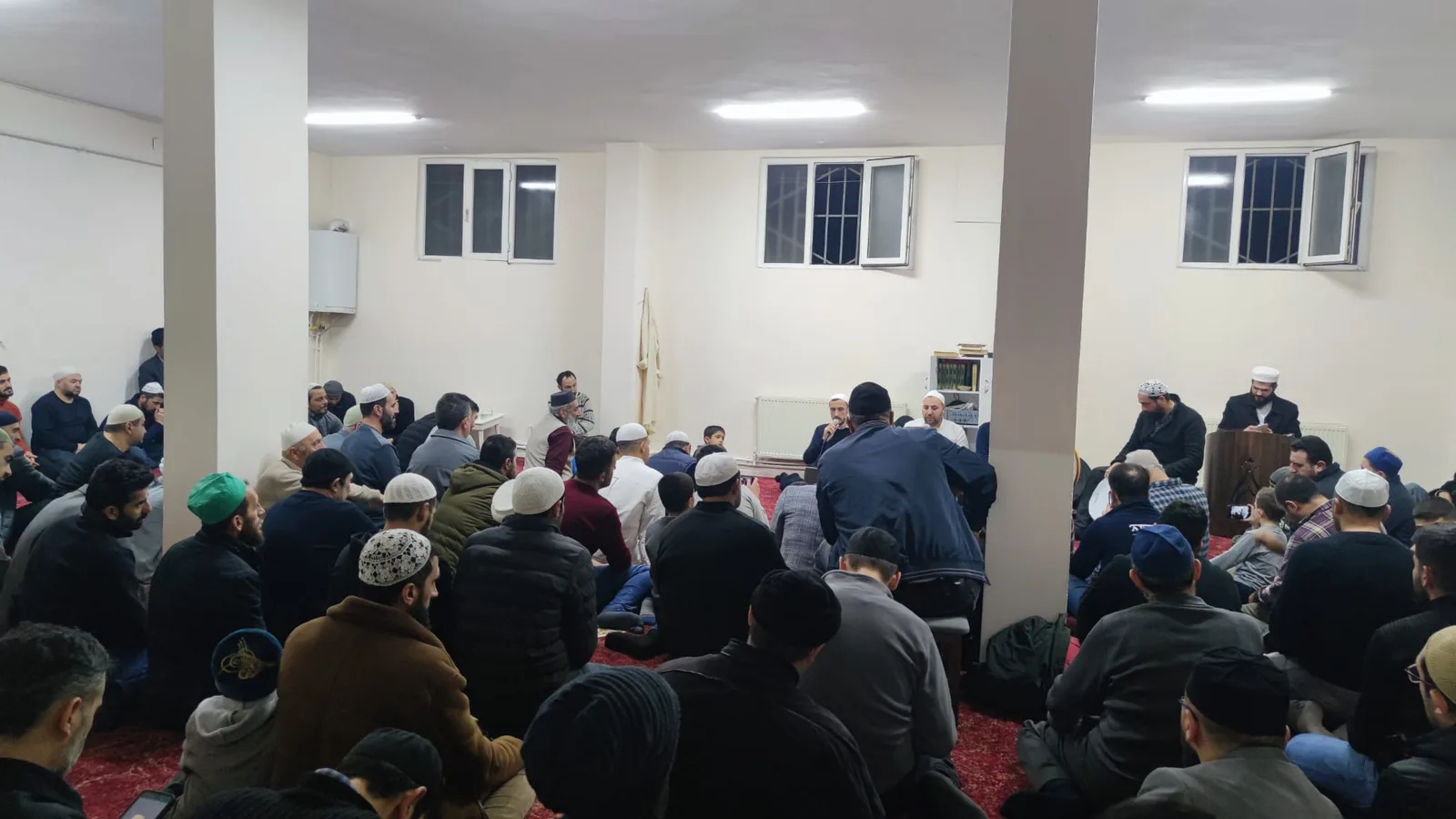 Serhendi Tekkesi’nde Mirac Kandili programına yoğun ilgi