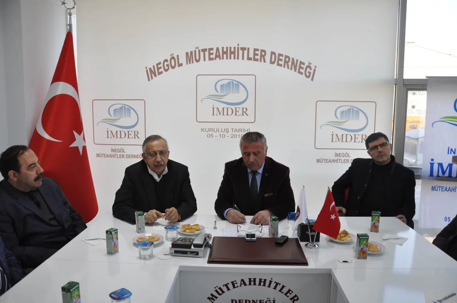 İTSO'dan Müteahhitlere ziyaret