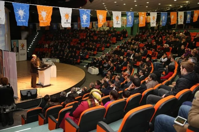 Darıcada Ak Parti İlçe Meclis Toplantısı Yapıldı