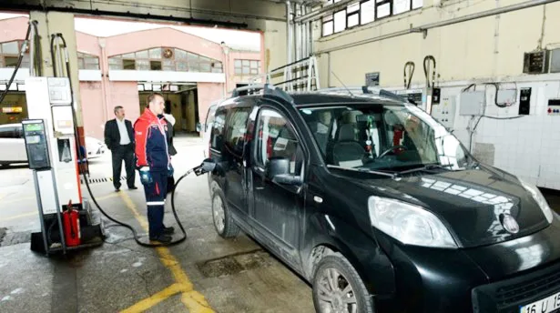 Büyükşehir’den ucuz benzin