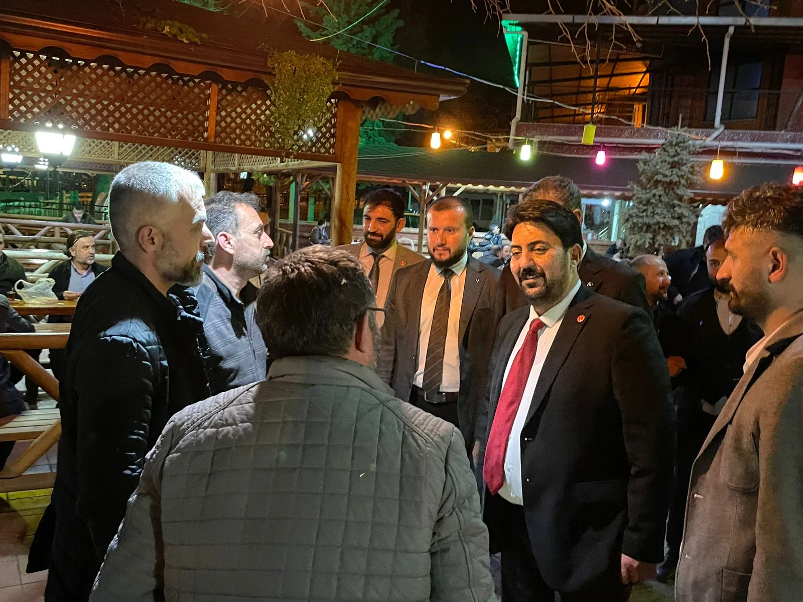 MHP İnegöl, tam kadro sahada