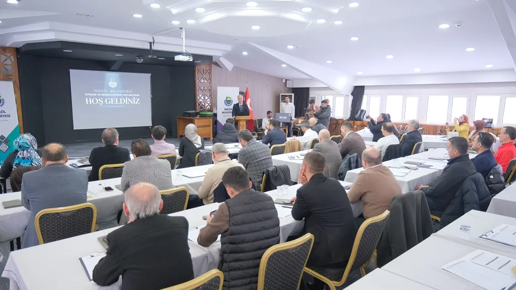 İnegöl Belediyesi 2025’i değerlendirdi, 2026 hedefleri masaya yatırıldı