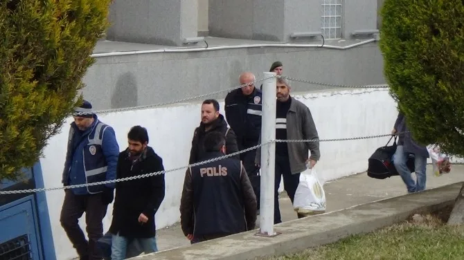 Denizlide 12 Eski Polis Fetöden Tutuklandı
