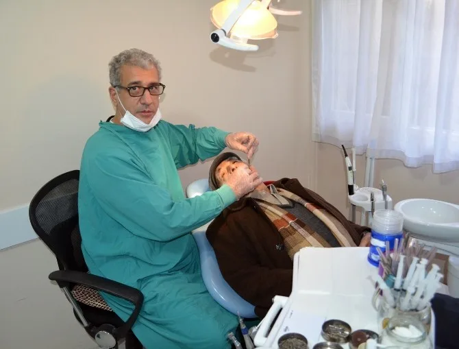 Diş Sağlığı Ve Ağız Kokusuna Karşı Öneriler