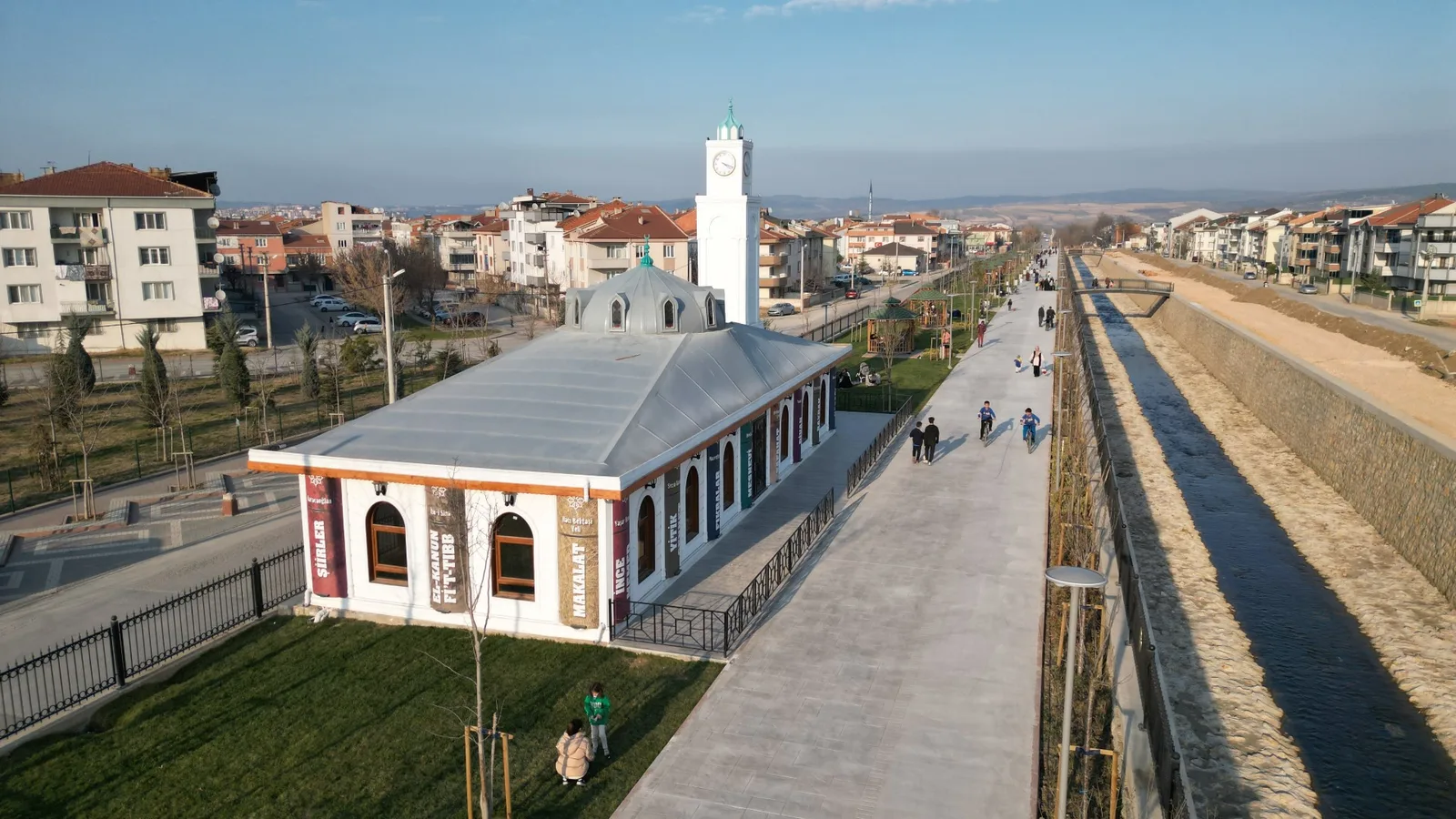 İnegöl’ün 4. Nöbetçi Kitaphanesi kullanıma hazırlanıyor