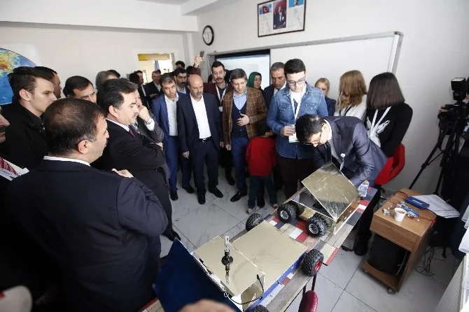 Dokunmatik Akıllı Mezar Taşı
