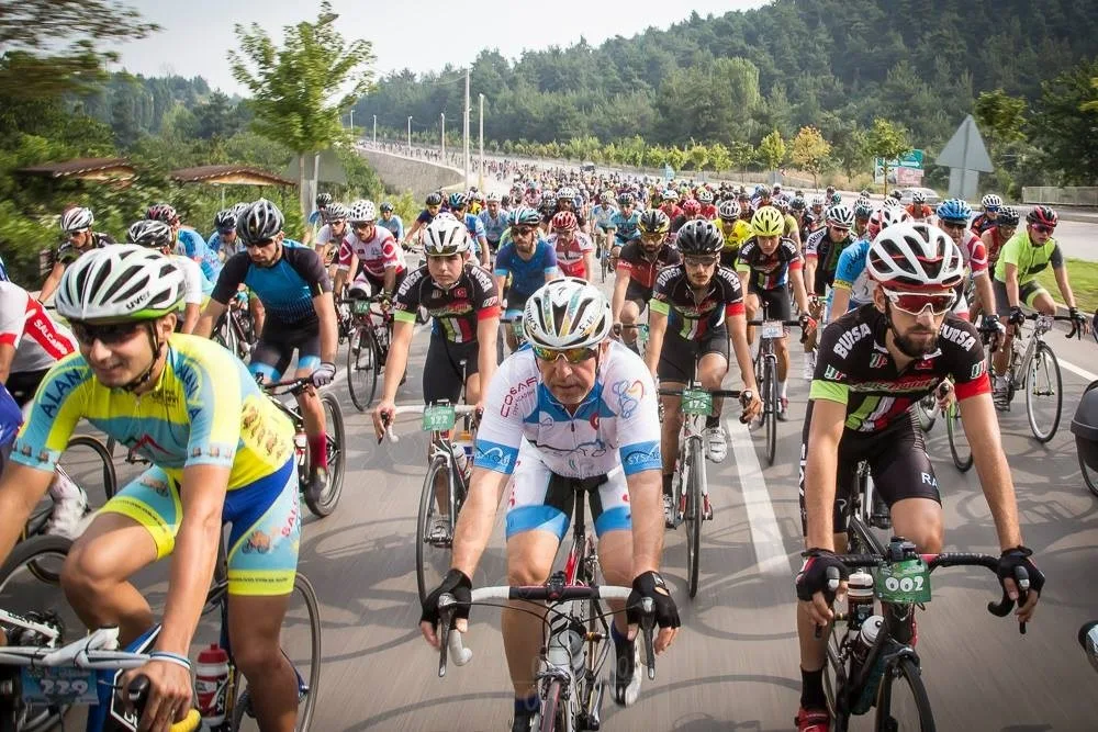 Dostum Zirveye Pedal Çevirdi