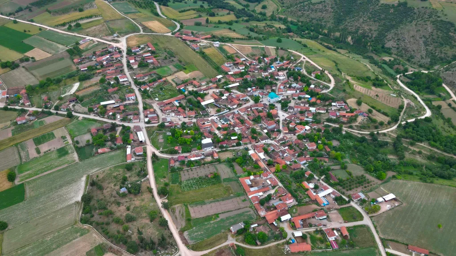 Çavuşköy mahallesinin altyapı ve parke taş kaplamaları tamamlandı