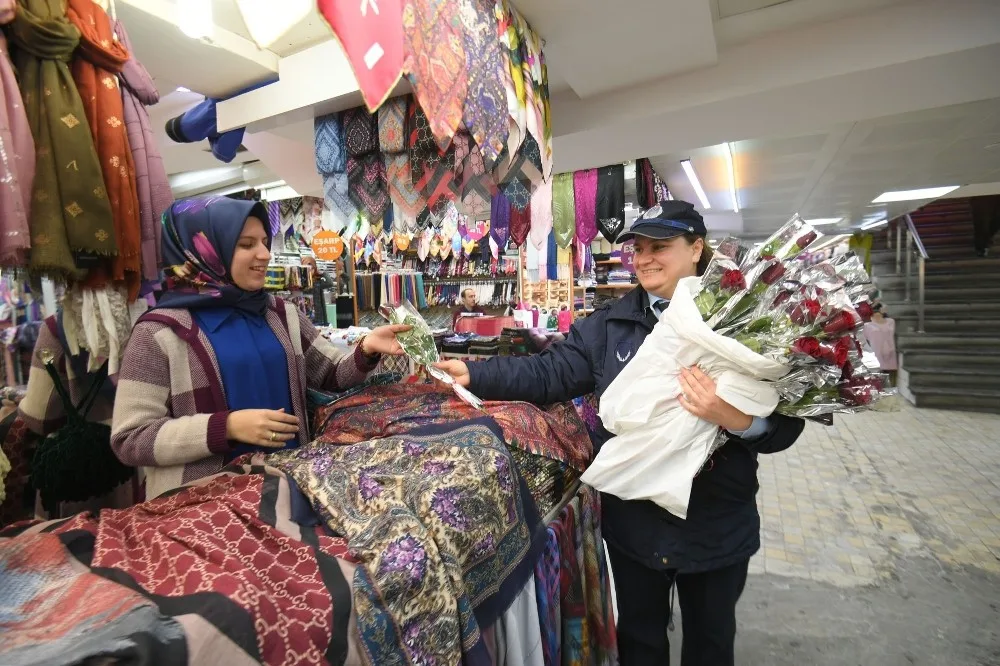 Dünya Kadınlar Günü Osmangazide Dolu Dolu Geçti