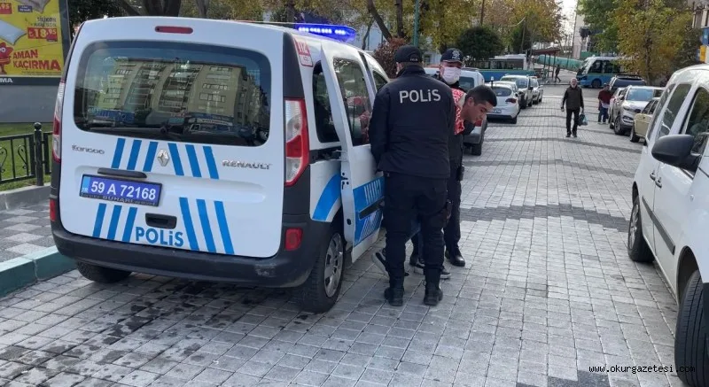 "Dur" ihtarına uymayan sürücünün çarptığı polis yaralandı