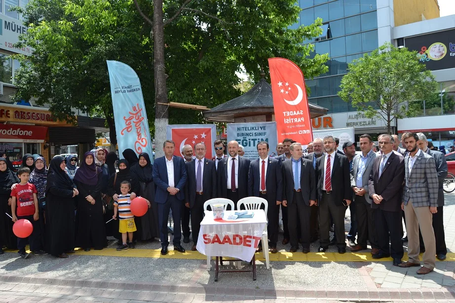 Kardeşlik içinde seçim...