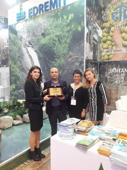 Edremit Emıttte Destinasyonlar Dalında En İyi Tanıtım Ödülü Aldı