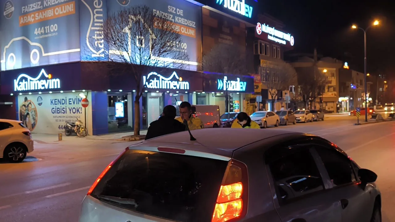 İnegöl'de araçlar tek tek durduruldu