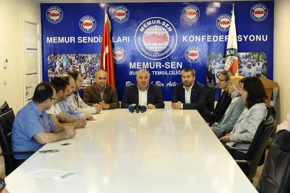 Eğitim-Bir-Sen Bursa 1Nolu Şube Başkanı Şeker 2016-2017 Eğitim-Öğretim Yılını Değerlendirdi