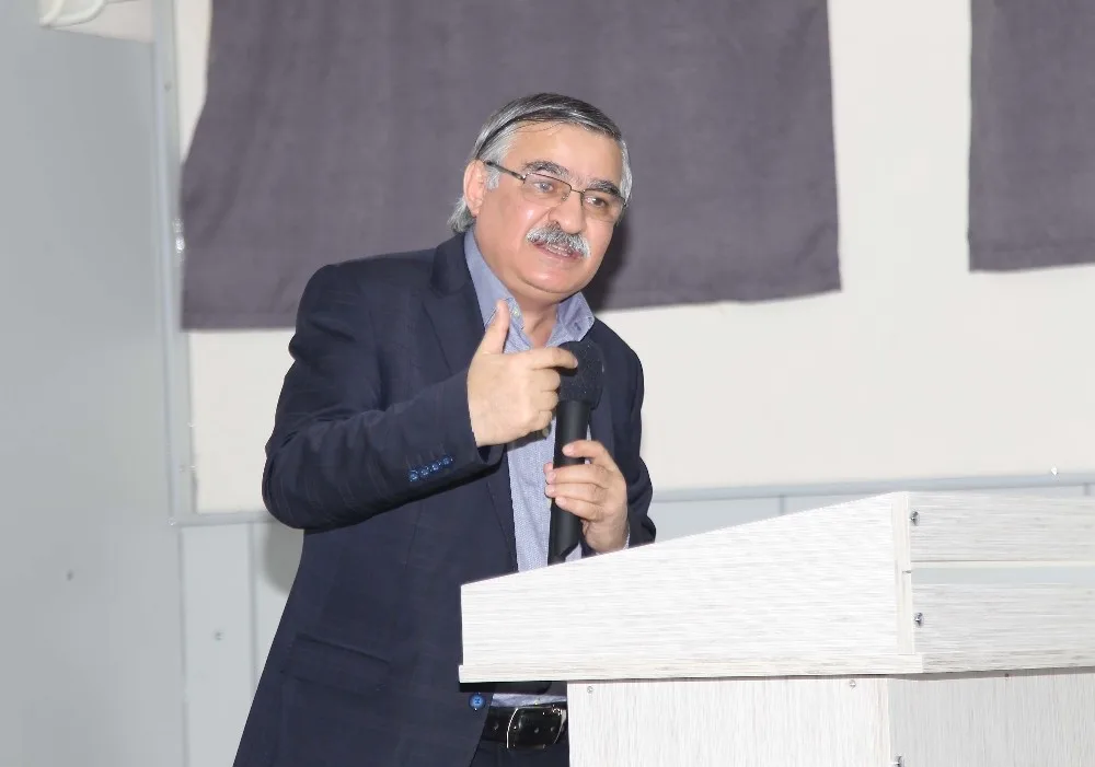 Eğitim Bir-Sen Genel Başkan Vekili Latif Selvi: İstikrar İçin Evet