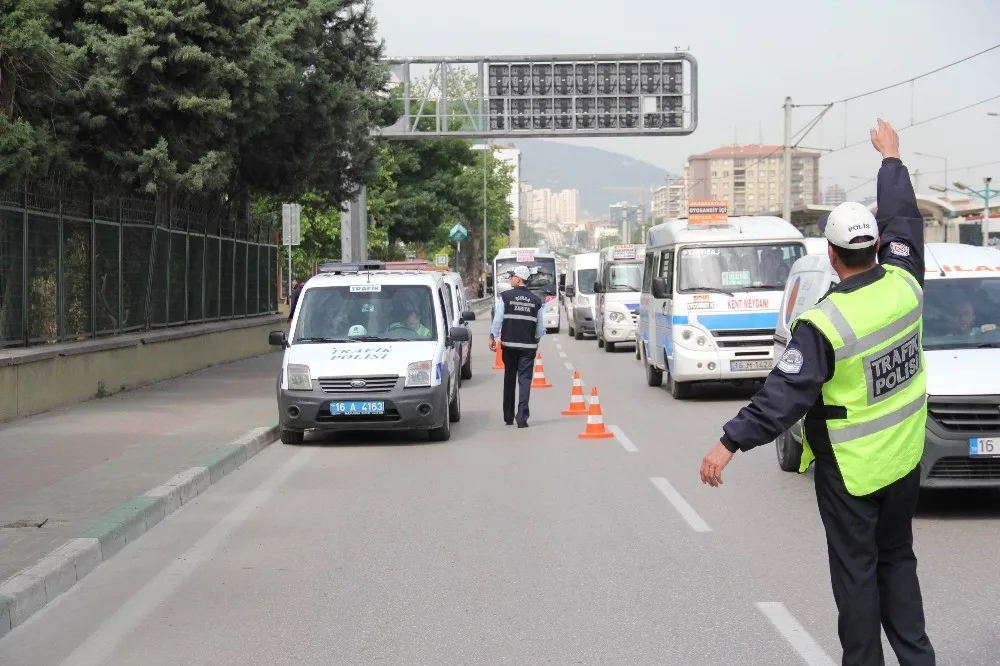 Egzoz Gazı Emisyonuna Uymayan Sürücülere 5 Bin Lira Ceza